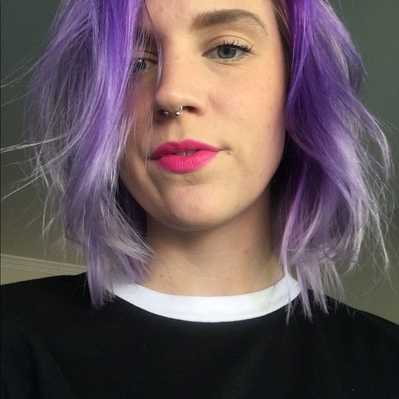 Meet your Posher, Mercedes - Picture 2 of 3